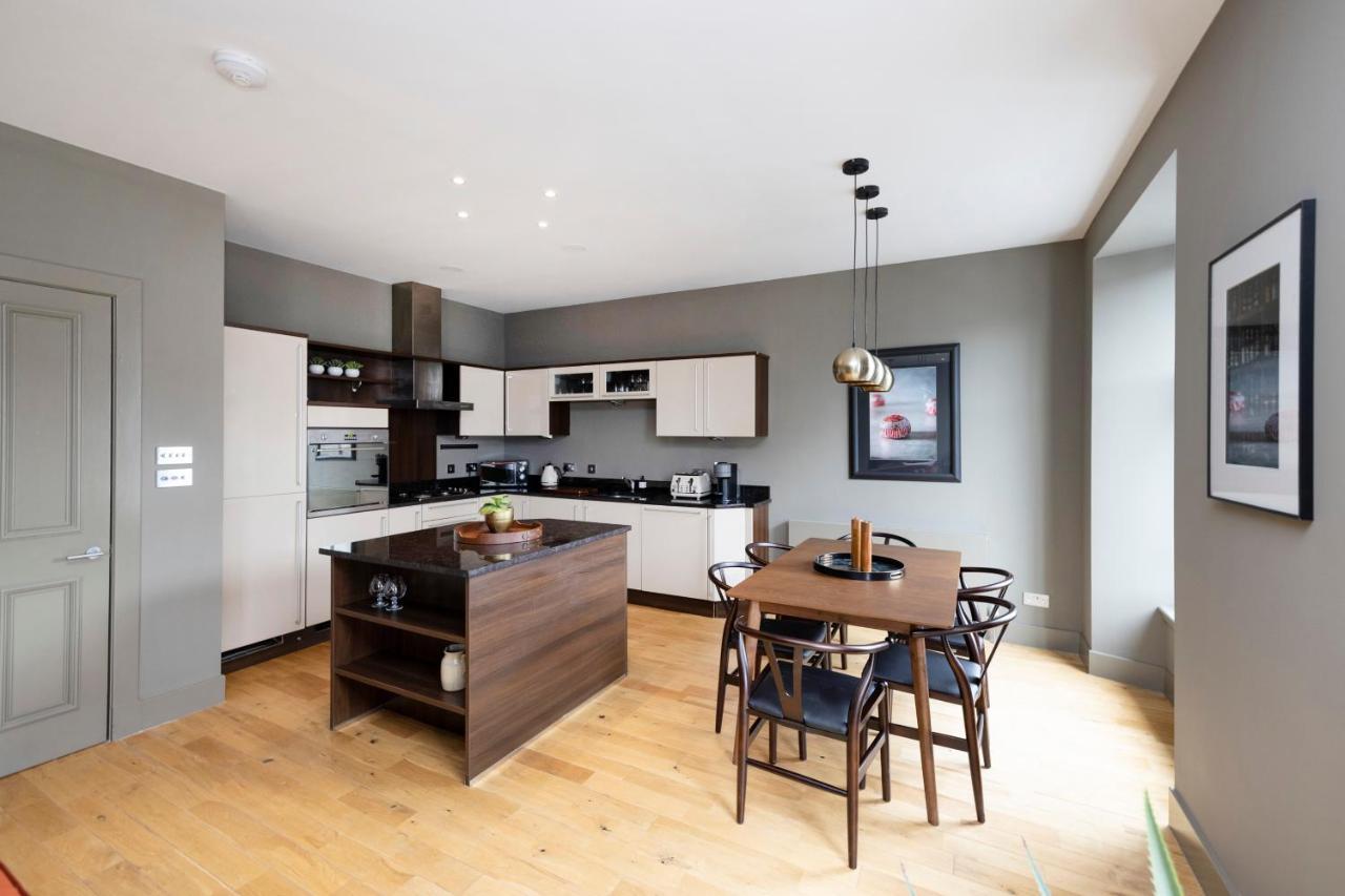 Joivy Stylish Flat In New Town Apartment Edinburgh Bagian luar foto